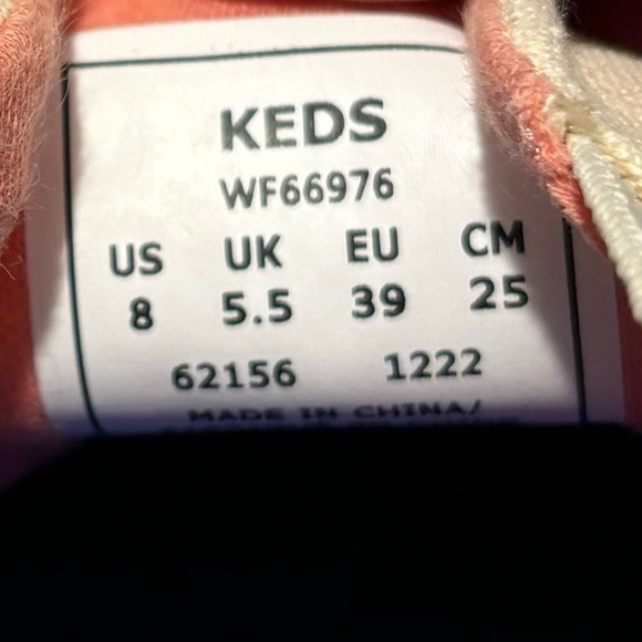 KEDS Sz 8 Slip On Slides Canvas Shoes Embroidered Pineapple Coconut Rubber Sole - Picture 10 of 10